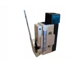 Микровыключатель D4MC-1000 фото